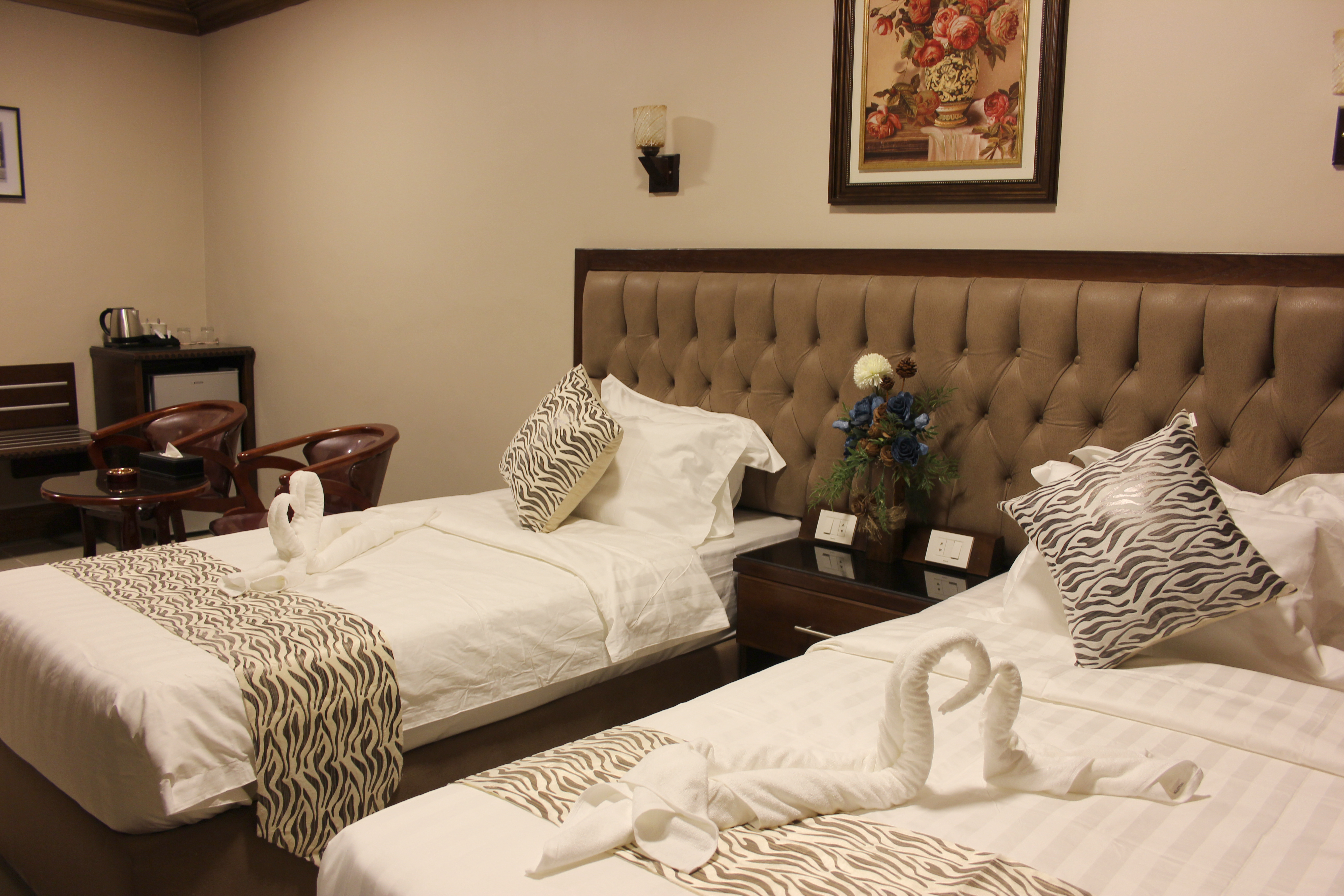 Deluxe Twin Bed Room